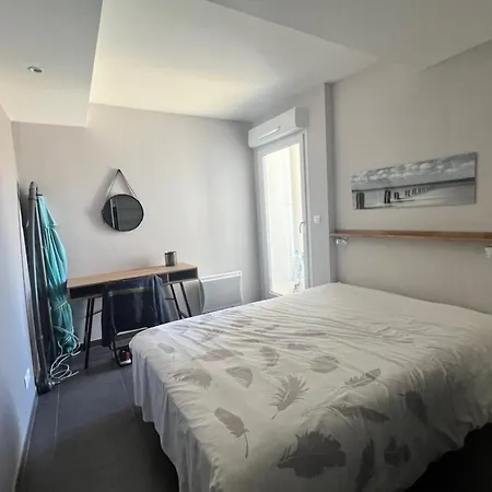 Sublime Near The Beaches Of דירה